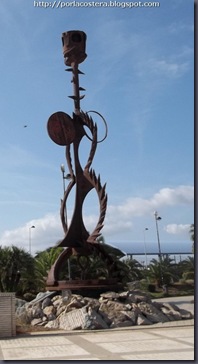 la hembra del mar escultura planetari