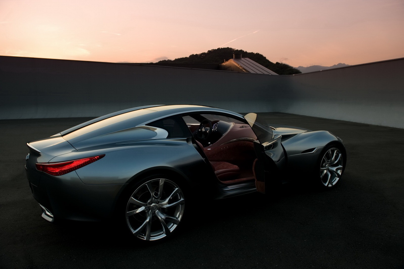 [Infiniti-Essence-Concept-12%255B2%255D.jpg]