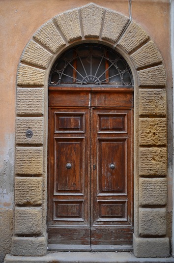 [Volterra%2520streets7%255B4%255D.jpg]