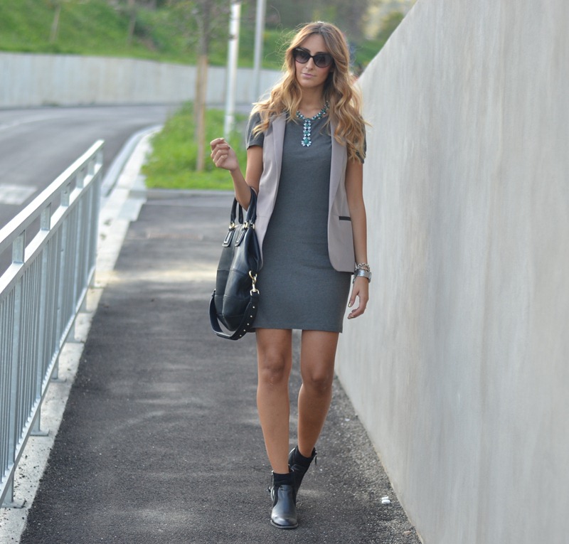Hair, Hairdresser, Dior Sunglasses, Primark Jacket, Givenchy Bag, Fashion Blogger, Nelly Boots, Gray Blazer, Zara, Zara Dress, Gray Primark