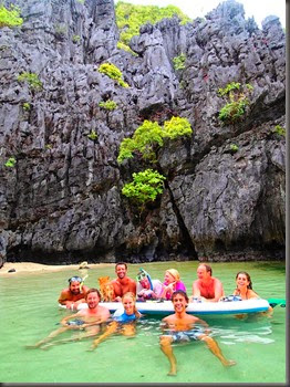 private beach liveaboard cruising phillippines el nido