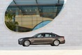 2013-BMW-7-Series-171