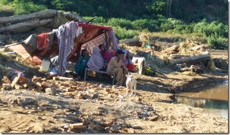 Pakistan Christian Flooded Stranded 9-2014