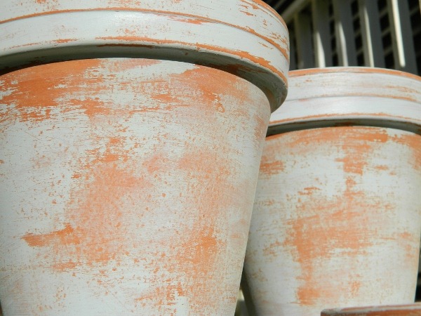 [terracotta_planter_aged_with_paint_and_sandpaper%255B7%255D.jpg]