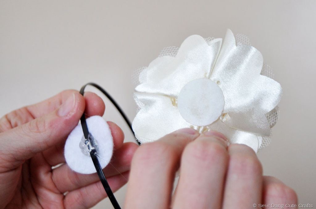 [Flower-glued-to-headband%255B3%255D.jpg]