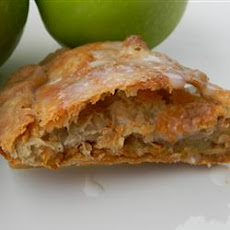 Danish Apple Pizza