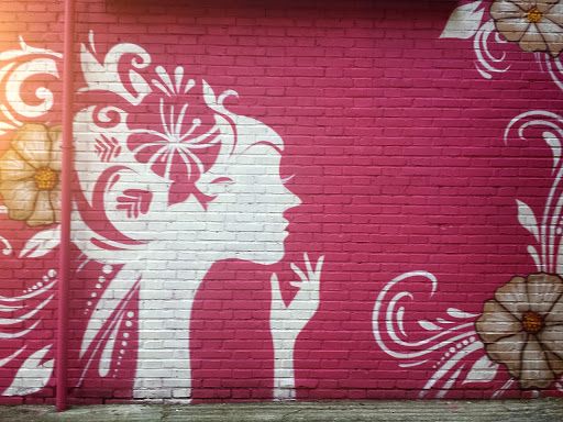Pinky Street Art