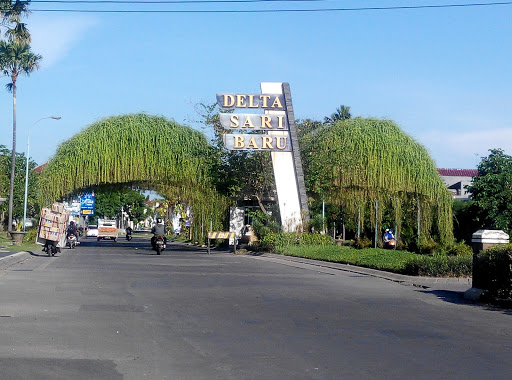 Delta Sari Gate
