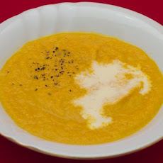 Creamy Carrot-Ginger Soup