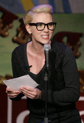 scarlett johansson glasses