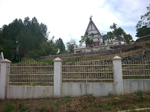 Batak's Grave at Habinsaran