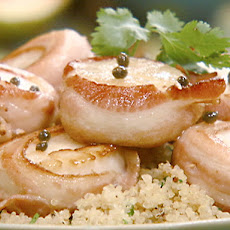 Bacon-Wrapped Scallops with Jalapeno-Papaya Sauce