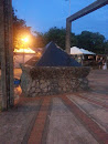 Piramide Centro De Colombia