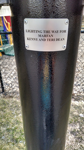 Lighting the Way for Marfan Kenny and Teri Dean