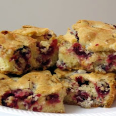 Delicious Cranberry Cake