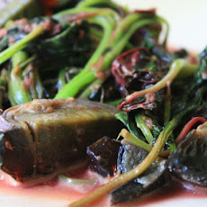 Boiled Greens with Preserved Duck Eggs