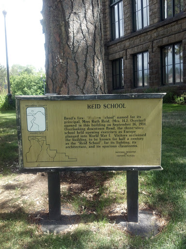 Reid School Bend's First Modern School