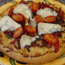 Blue Cheese and Caramelised Onion Pizza
