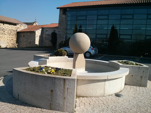 Fontaine À Boule