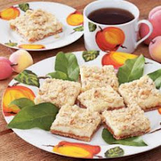 Apricot Cheesecake Bars