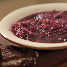 German-Style Sweet and Sour Red Cabbage Soup