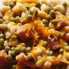 Deluxe Mac & Cheese With Ham and Peas