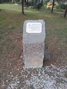 Stèle Commémorative Gadagne