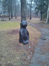 Статуя Медведь
