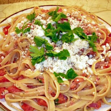 Spaghetti with Tomatoes and Feta