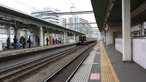 JR吉塚駅 1番ホーム