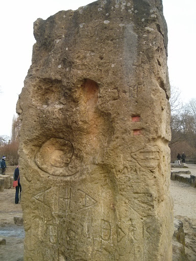 Der Obelisk aus der Steinzeit