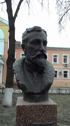 Памятник председателю А.А.Пушкину