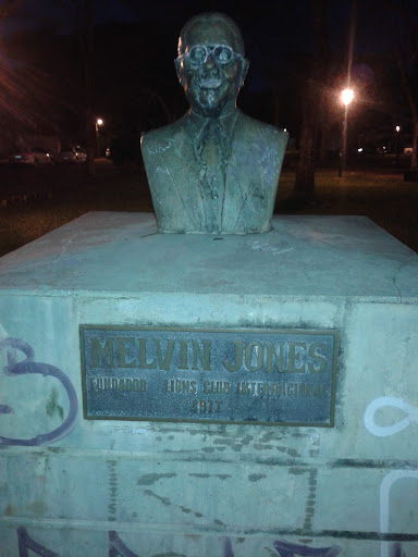 Melvin Jones