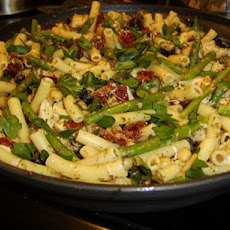 Mediterranean Chicken & Pasta Skillet - Quick & Easy