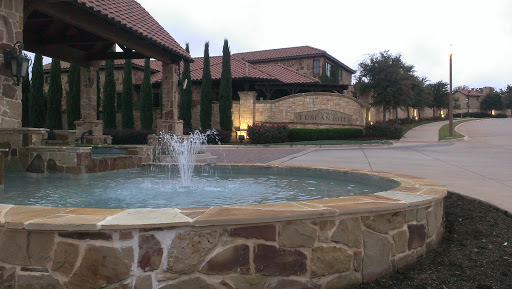 Fountain at Tuscan Hills