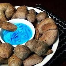 Oogely Bluegely  Berry Pretzels