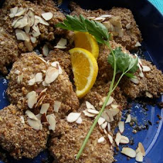 Almond-Crusted Catalan Chicken