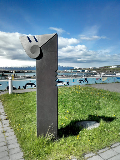 Thorth Sveinbjornsson Guthjohnsen Monument