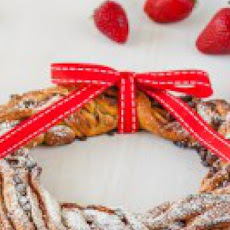 Strawberry & Chocolate Chip Christmas Wreath