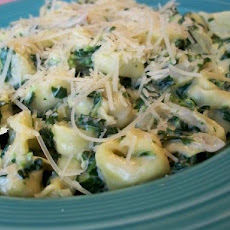 Spinach-Artichoke Cheesy Tortellini