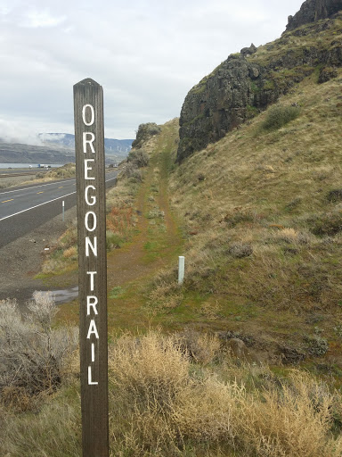 Historic Oregon Trail Marker Pillar