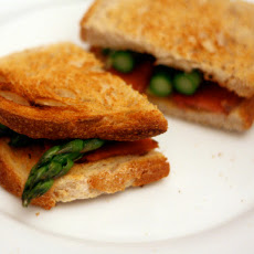 Dinner Tonight: Asparagus and Bacon on Buttered Toast