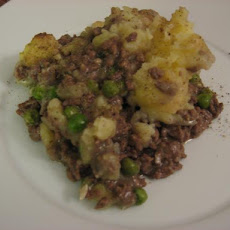 Shepherd's Pie with Garlic Mashed Potatoes