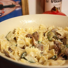 Pasta with Zucchini in a Creamy Mushroom Sauce