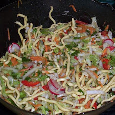 Oriental Fried Noodle Salad