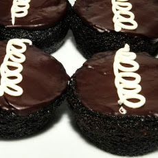 Homemade Hostess Cupcakes