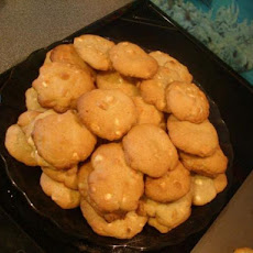 White Chocolate Macadamia Cookies