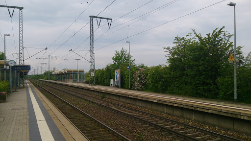Trainstation: S-Bahn BB- Hulb