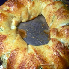 Spinach and Artichoke Wreath(Pampered Chef Copycat)