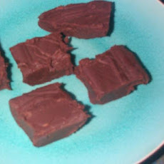 4 Ingredient Easy Chocolate Fudge